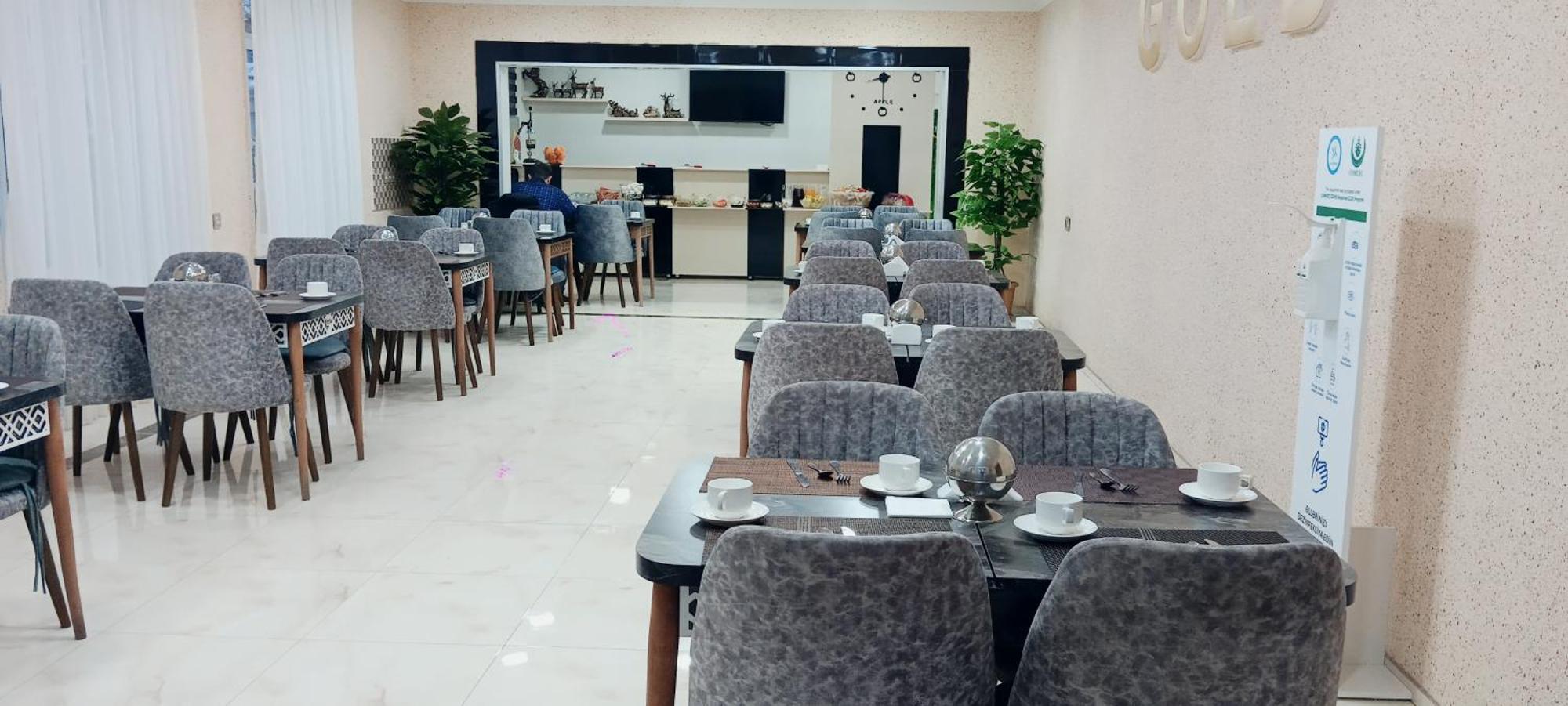 Hotel Gold 3*